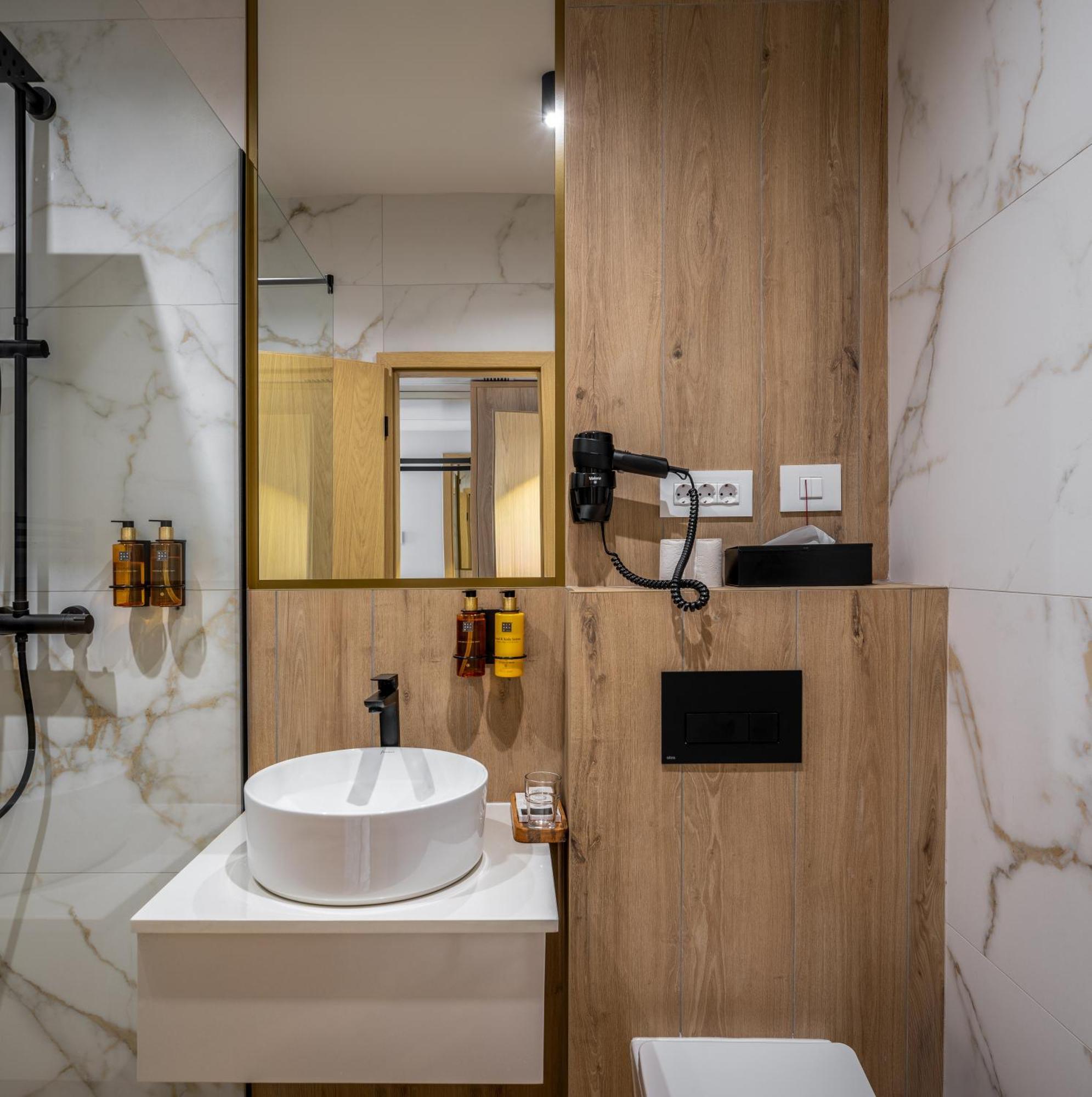 Hotel Branco Тімішоара Екстер'єр фото