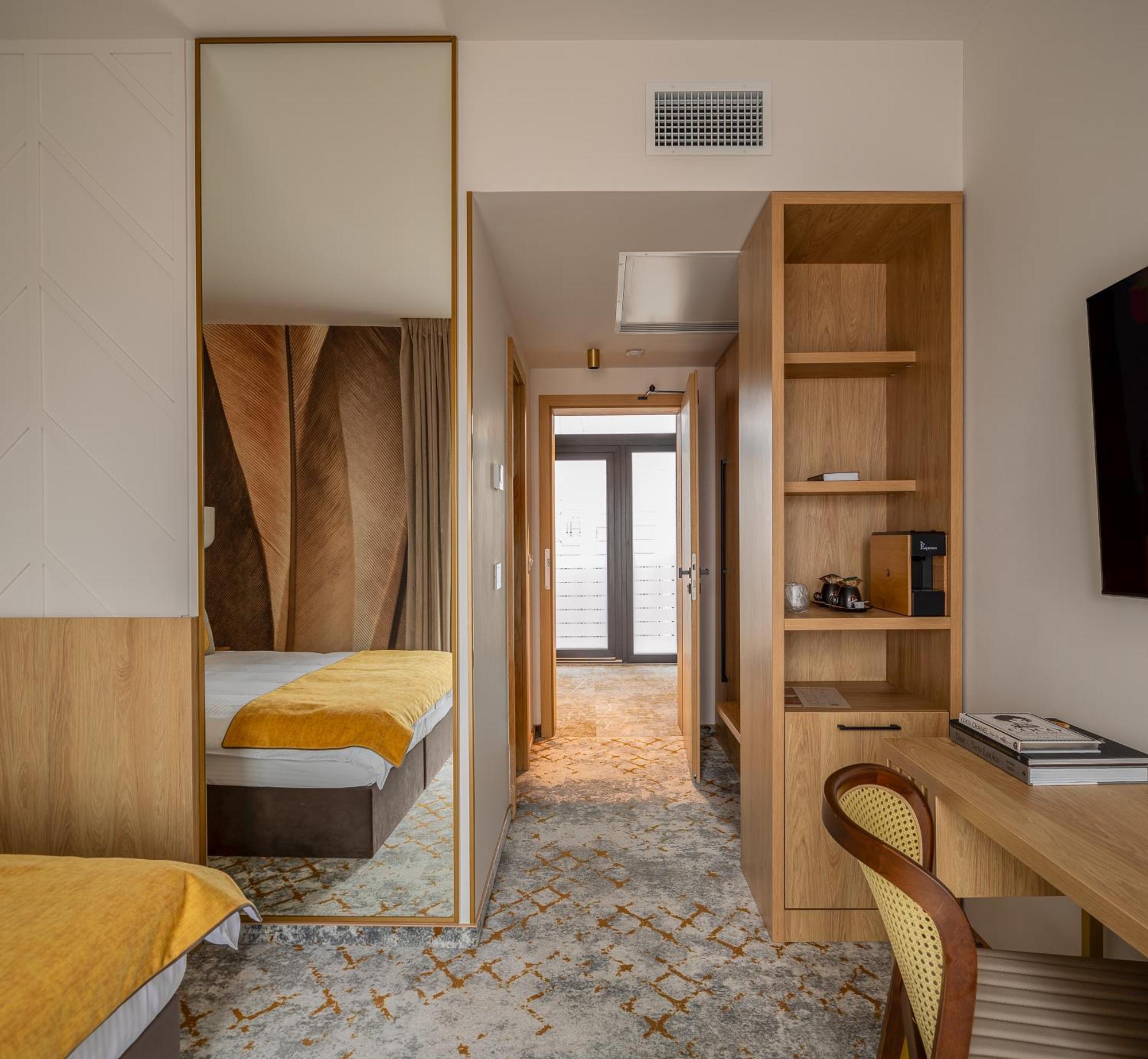 Hotel Branco Тімішоара Екстер'єр фото